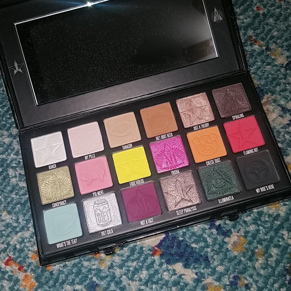 Jeffree Star x Shane Dawson Conspiracy Palette